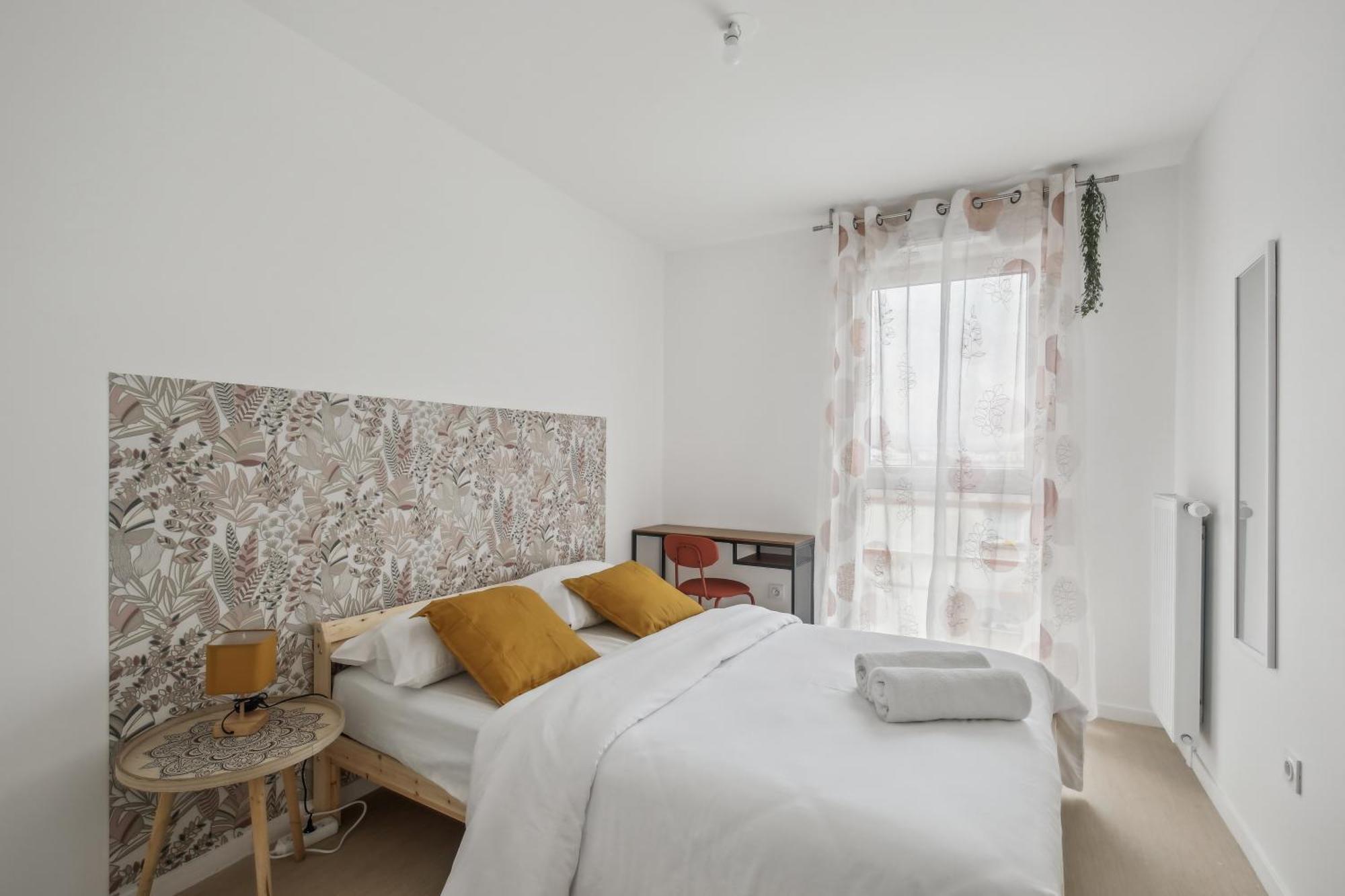 Apartment Chic And Spacious With Parking *